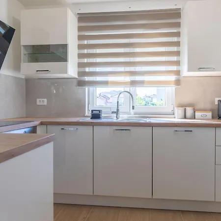 Appartement Klanac No 1